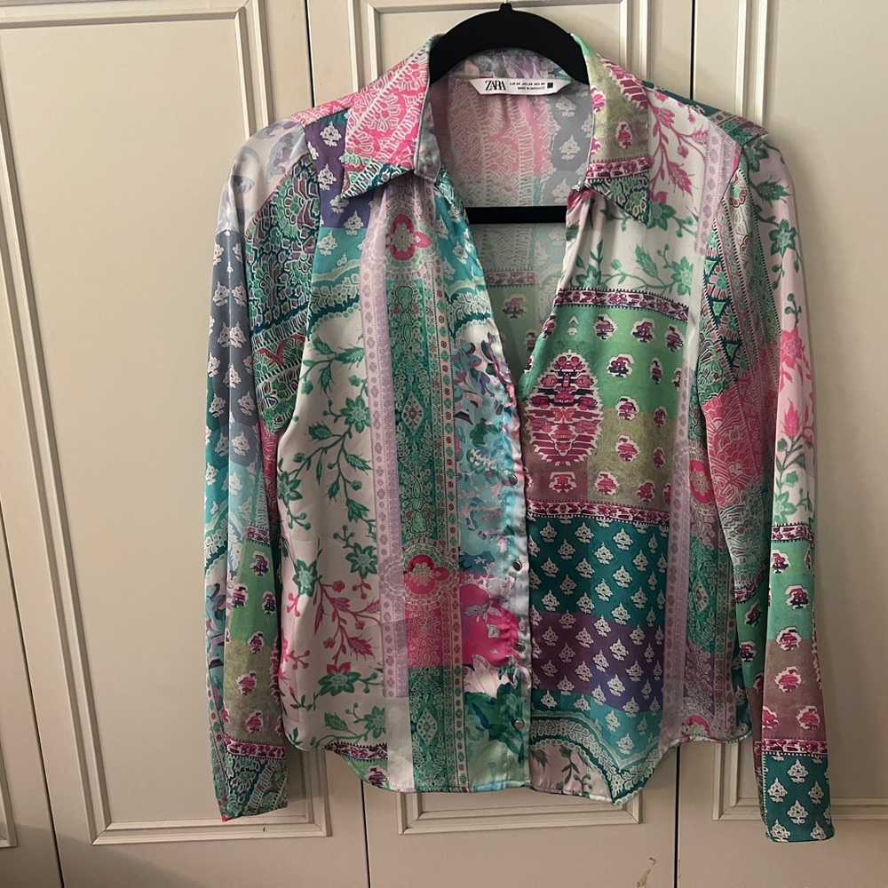 Zara Pastel Satin Patterned Paisley Blouse
